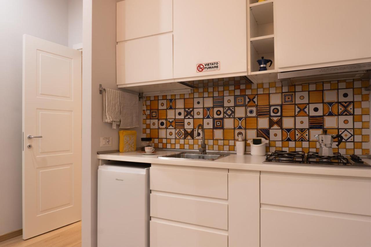 Casa Amato_2_Regina Giovanna Наполи Екстериор снимка