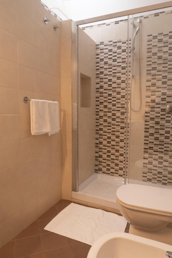 Casa Amato_2_Regina Giovanna Наполи Екстериор снимка